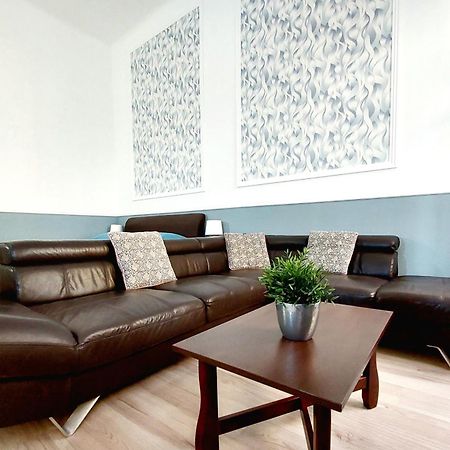 Eoetvoes Apartman Budapest Exterior foto