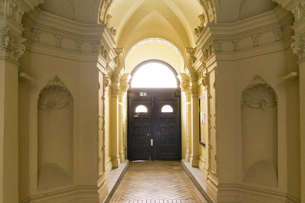 Eoetvoes Apartman Budapest Zimmer foto
