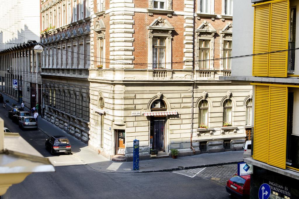 Eoetvoes Apartman Budapest Zimmer foto