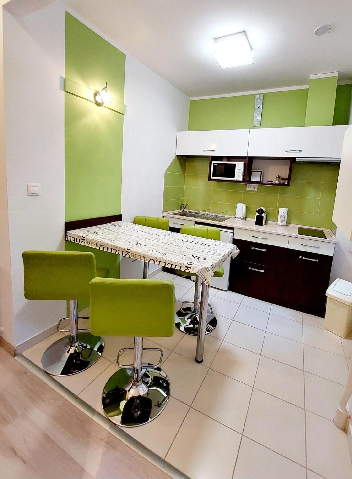 Eoetvoes Apartman Budapest Exterior foto
