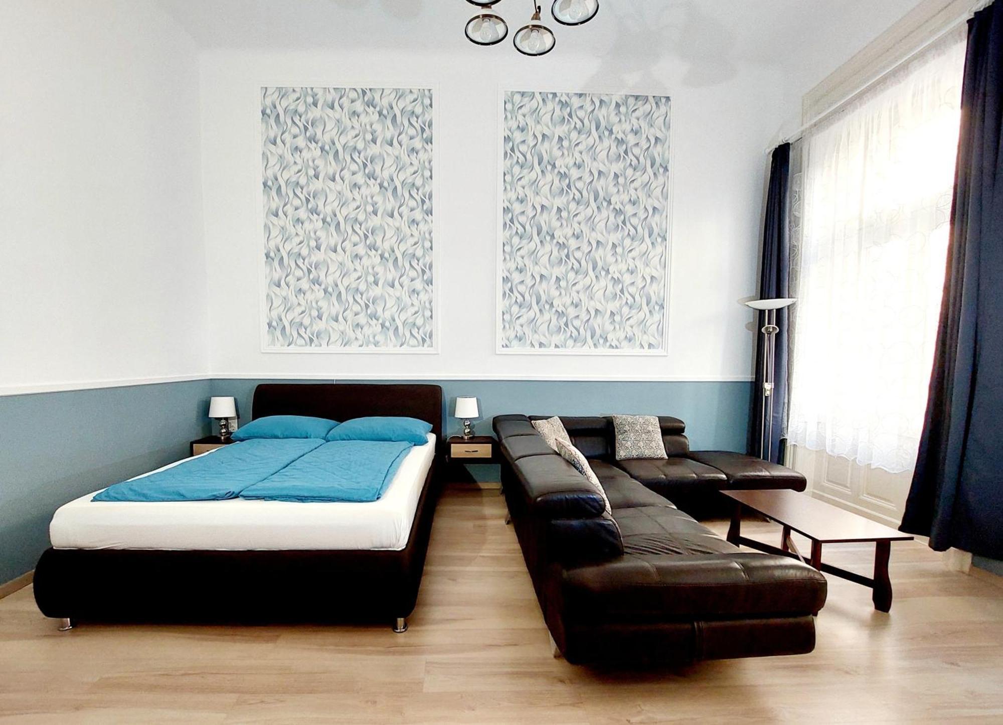 Eoetvoes Apartman Budapest Exterior foto