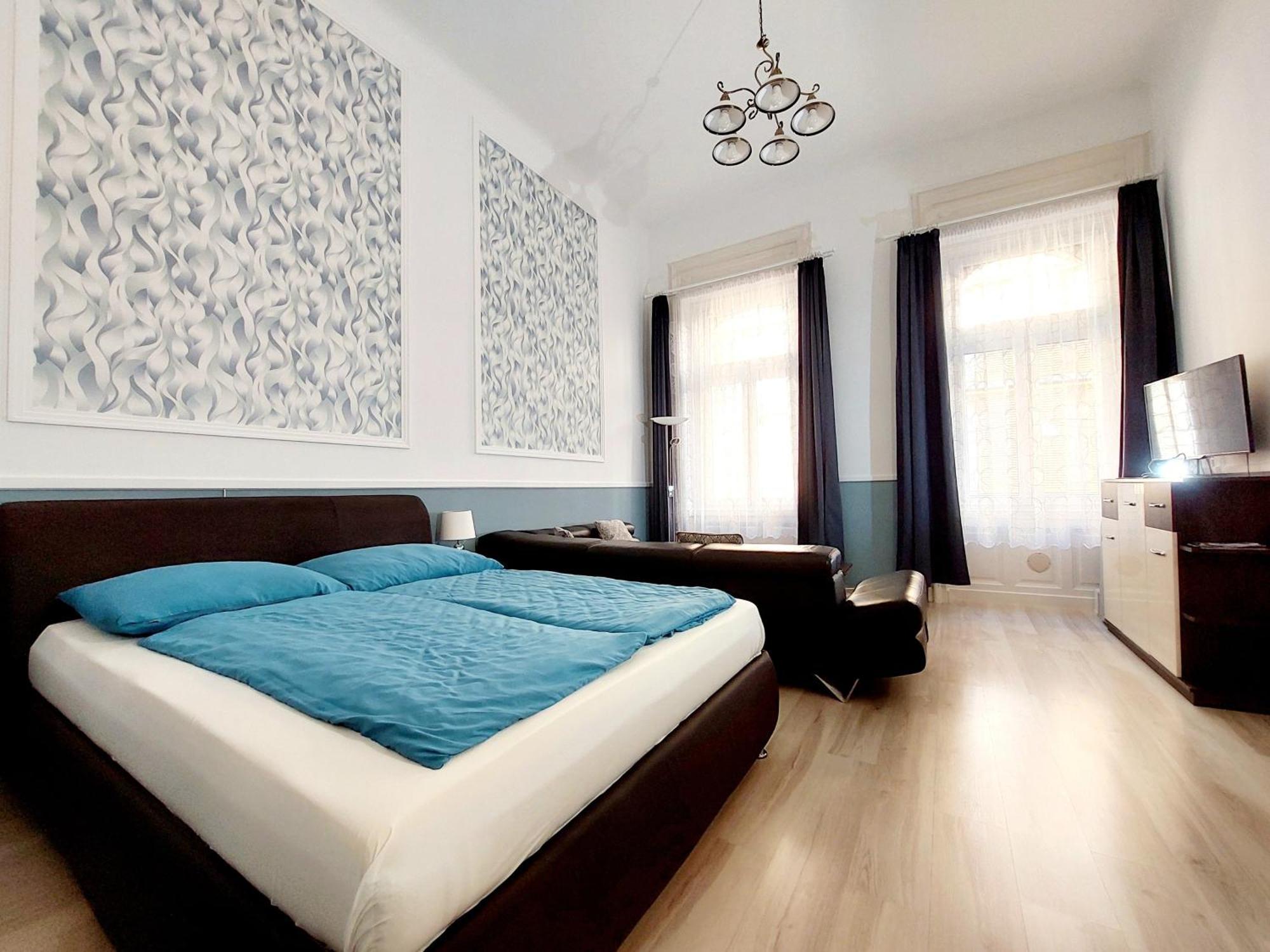 Eoetvoes Apartman Budapest Exterior foto
